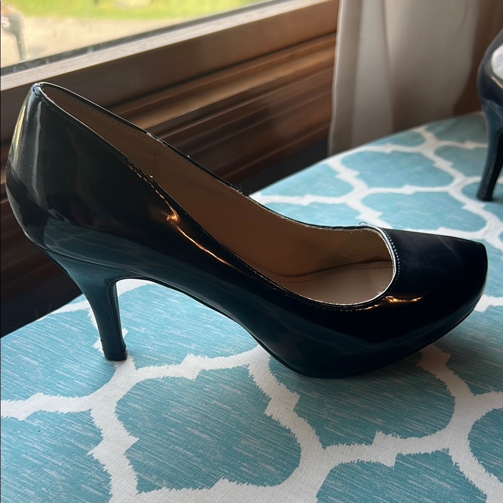 Dream Pairs Blue Elegant Heels - Picture 3 of 5